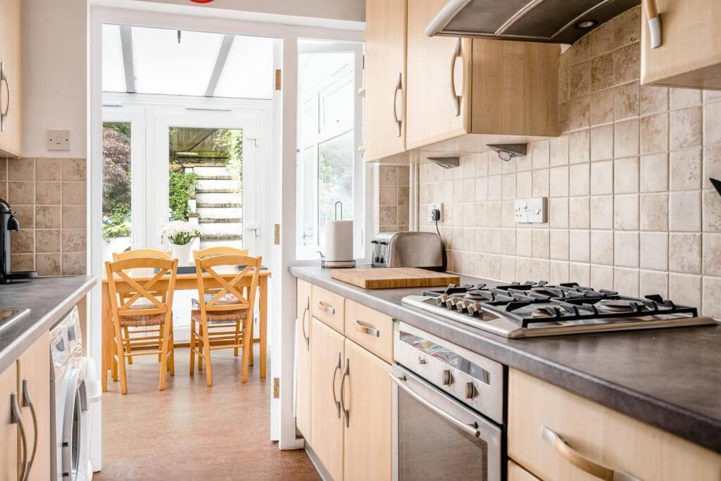 Stunning 4 Bedroom House In Central Bath Eksteriør billede